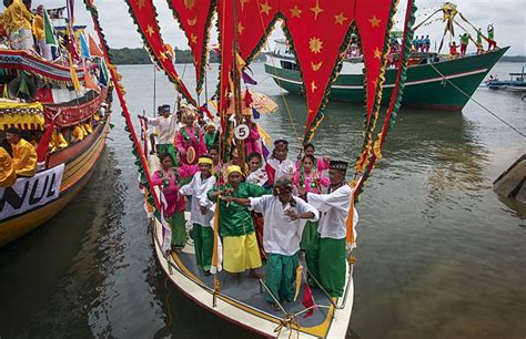 Discover the rich culture and traditions of the Badjao people.